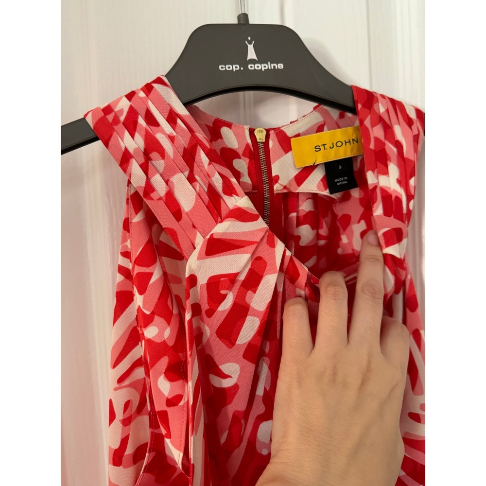 St. John Collection Silk Blend Halter Top Red White Abstract Sleeveless Blouse S - Picture 3 of 5